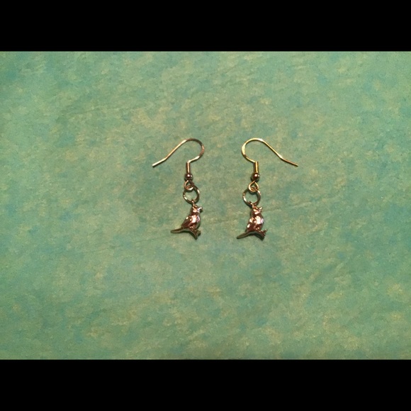 Solid brass 18k gold tiny bird earrings 925 silver - Picture 9 of 10